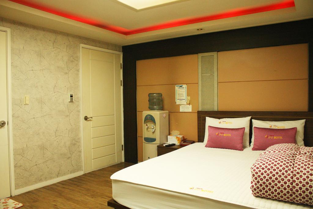 Hotel Bridge Busan Extérieur photo