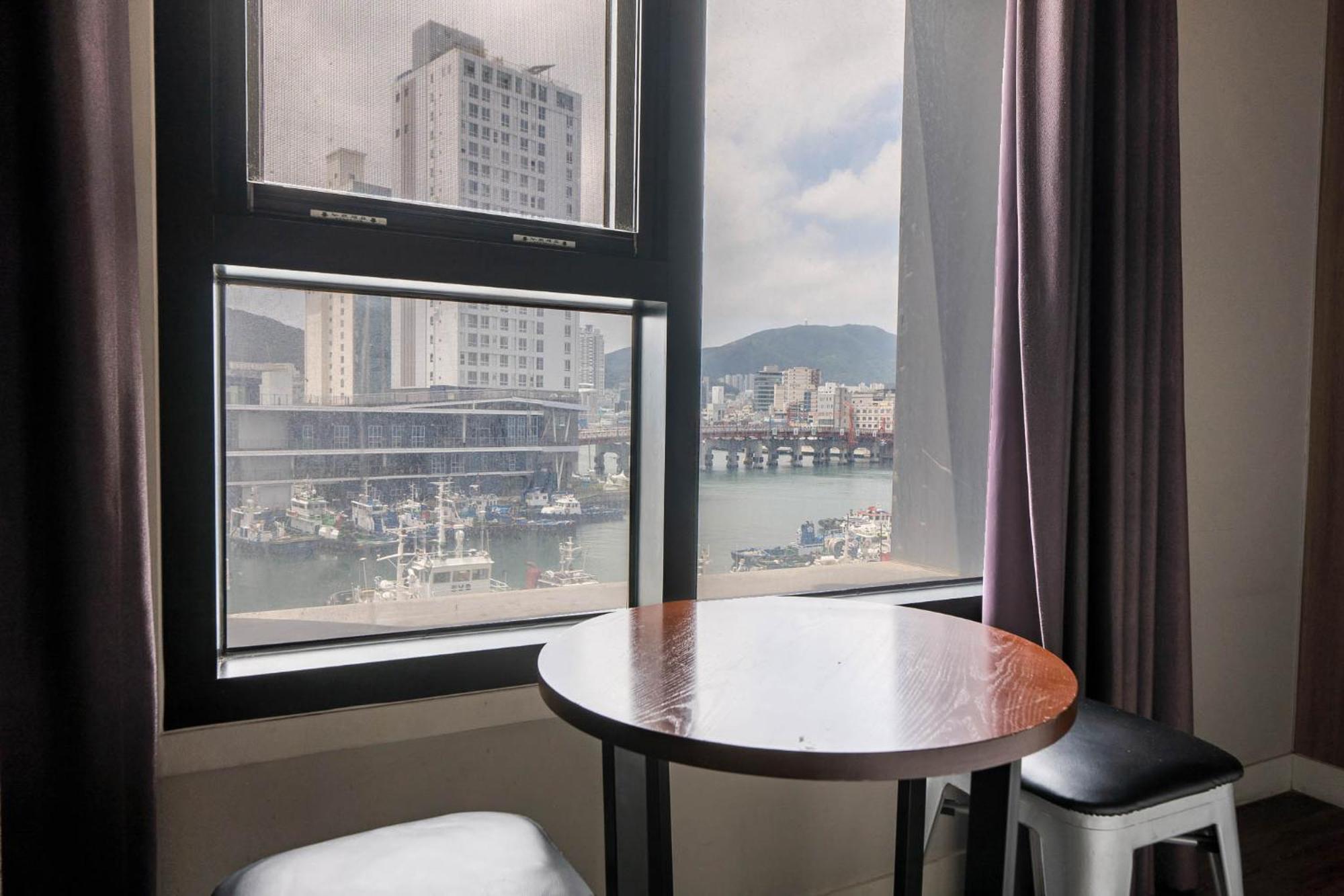 Hotel Bridge Busan Extérieur photo