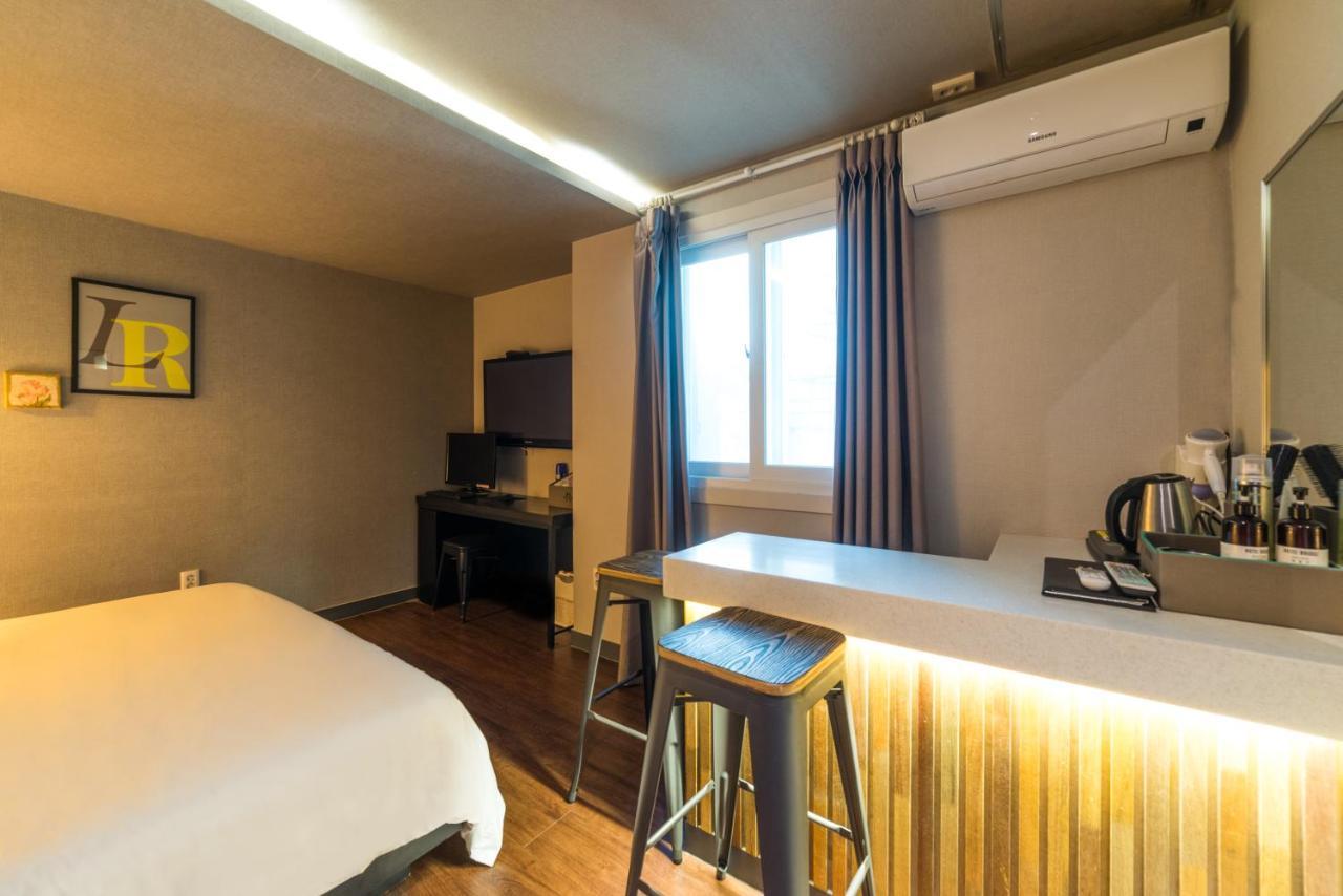 Hotel Bridge Busan Extérieur photo